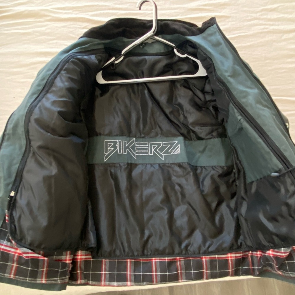 Motorcycle jacket - Picture 5 of 7